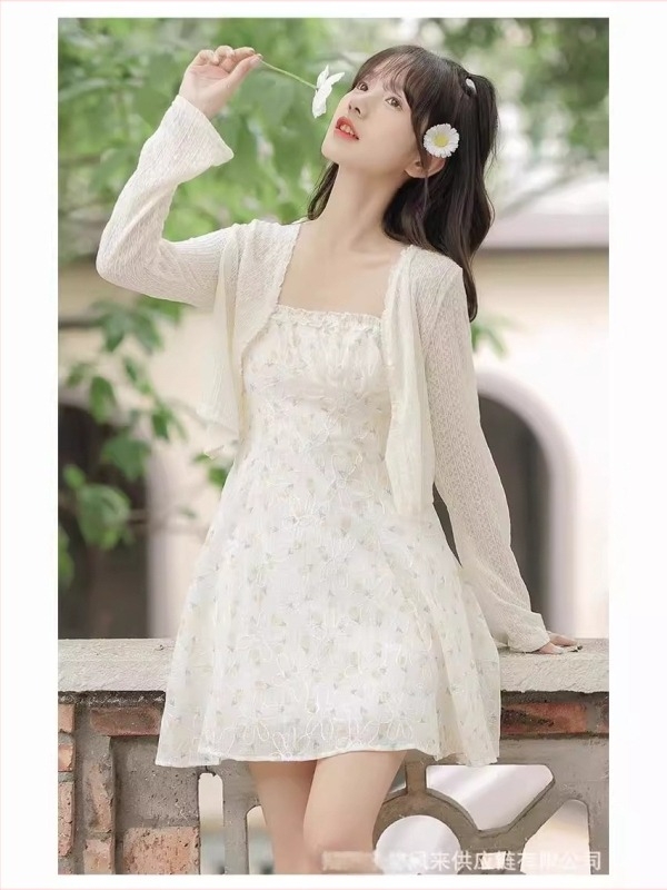 Cardigan din dantelă pentru protecție solară, palton scurt subțire, decolteu în V, mâneci lungi, nasturi pe un rând, poliester