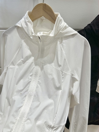 Palton dama Slim Fit, amestec Nylon-Spandex, mâneci lungi, guler înalt, fermoar