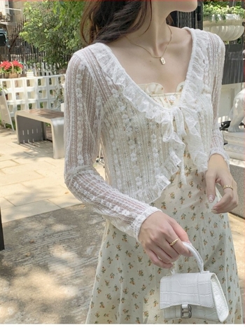 Bluza-cardigan din dantelă subțire pentru vară, poliester 95%+, lungime scurtă 40–50 cm, mâneci lungi, stil japonez-coreean casual, deschidere cu șnur