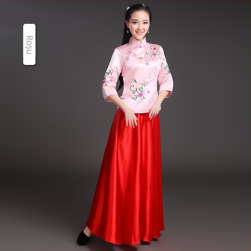 Rochie lungă pentru domnișoare de onoare, în stil chinezesc, cu model floral, mâneci jumătate, amestec din poliester (90% poliester, 2% bumbac, 5% in, 1% mătase tussah)