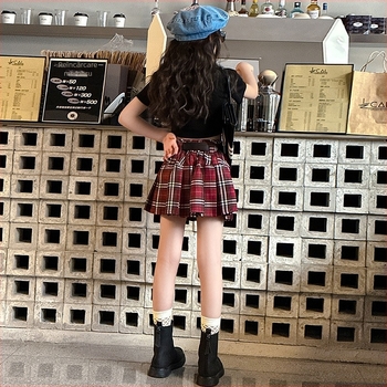 Set de vară pentru fetițe, două piese: tricou cu mânecă scurtă și fustă plisată cu model pătrate, stil coreean, material din amestec bumbac-poliester