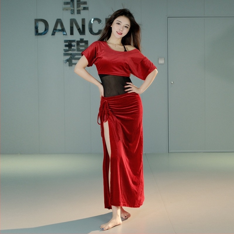 Set de practică pentru belly dance, costum cu fustă cu despicare, velur, poliester 30-50%, iarna 2024, pentru începători