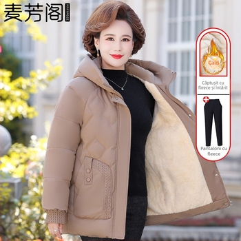 Palton de iarnă cu umplutură de bumbac, căptușit cu fleece, glugă, fermoar, lungime medie (50–65 cm), țesătură din poliester (>95%)