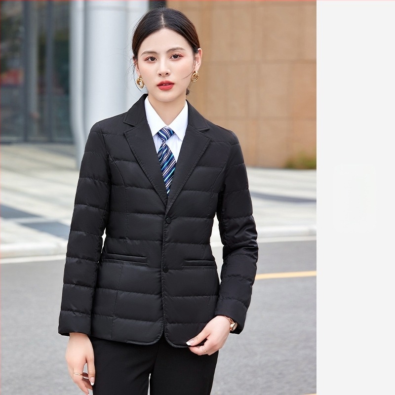 Jachetă de iarnă din puf de rață alb, lungime medie, croială Slim, umplutură puf de rață alb, cașmir 86–90%