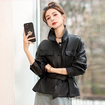 Palton PU cu model 3D, croială în formă de A, guler polo, primăvara 2025