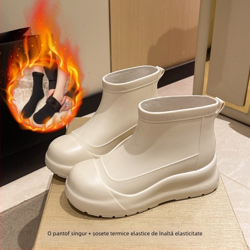 Cizme de ploaie pentru femei din PVC - gambă joasă, construcție îngroșată, toc mic de 1–3 cm, model monocrom