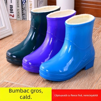 Cizme de ploaie pentru femei – impermeabile, căptușite cu fleece, glezna scurtă, toc mic 1–3 cm, partea superioară din plastic