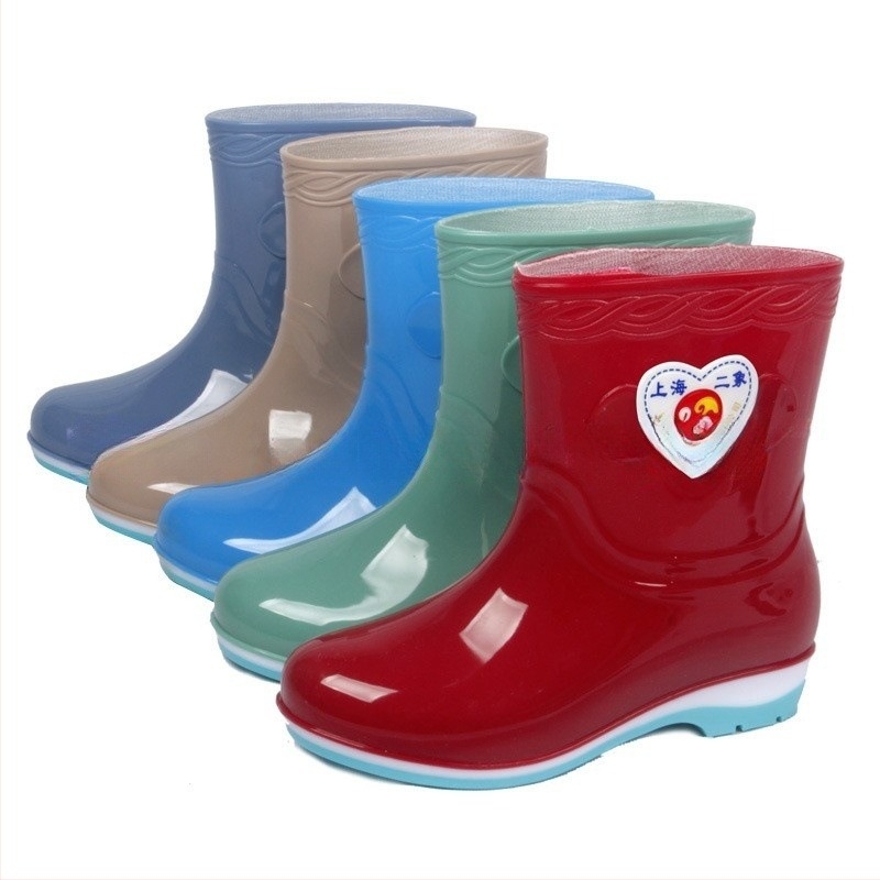 Cizme de ploaie din PVC pentru femei, gambă joasă, toc mic 1–3 cm, patru sezoane, 2025