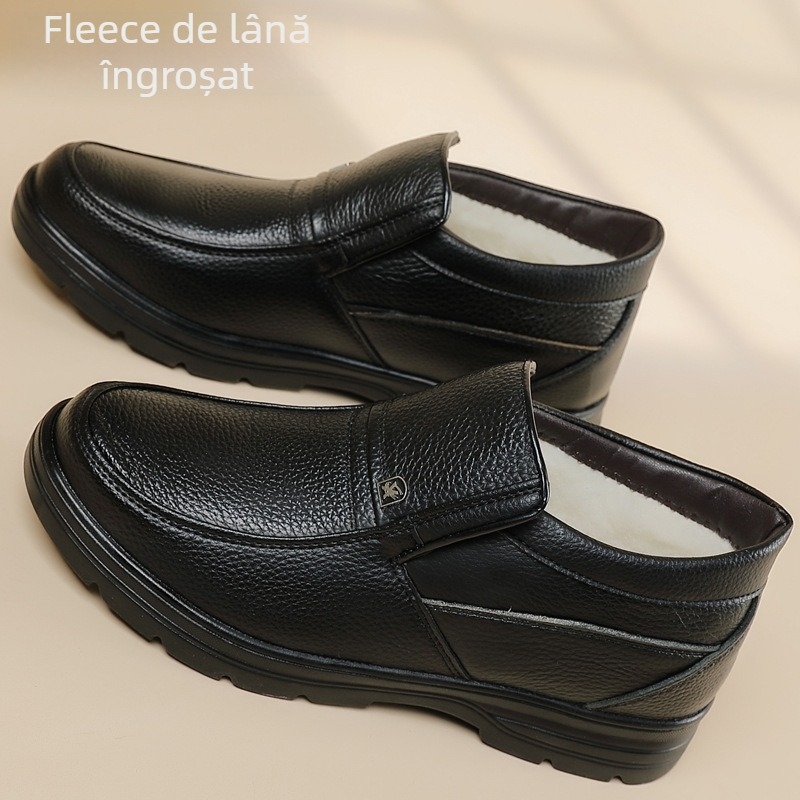 Ghete de iarnă din piele pentru bărbați, căptușite cu lână de oaie și blană artificială, talpă groasă, turnată prin injecție (Partea superioară: piele de vacă; Căptușire: lână de oaie; Talpă: turnată prin injecție; Înălțime toc: 3–5 cm)