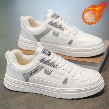 Adidași sport cu căptușeală de fleece, partea superioară din piele artificială, talpă groasă, vârf rotund, șireturi