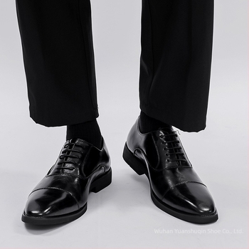 Pantofi Oxford din piele pentru bărbați — stil business, profil redus, închidere cu șireturi, partea superioară din piele split, talpă din cauciuc, vârf rotund