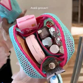 Geantă cosmetică de voiaj — capacitate mare, ușoară și portabilă; material nylon, căptușeală nylon, imprimeu anime, respirabilă, pentru organizare