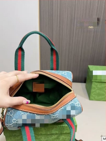 Geantă Boston Crossbody din pânză – Formă cilindrică, Închidere cu fermoar, Buzunar ascuns cu fermoar, Curea de umăr, Pentru timpul liber