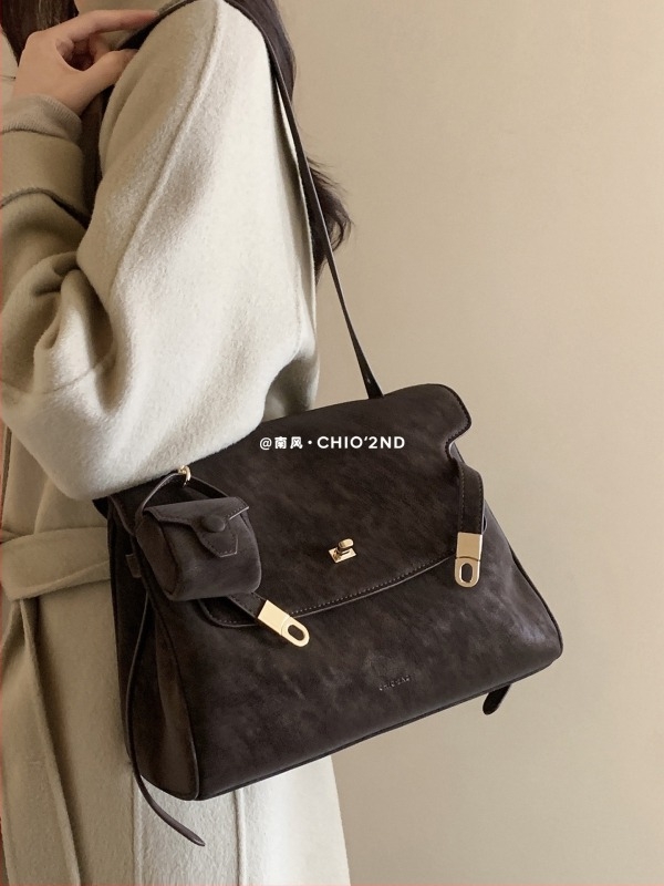 Geantă Kelly Tote pentru femei, formă orizontală pătrată, poliester, deschidere cu capac, buzunare interioare: fermoar, buzunar pentru telefon, buzunar pentru documente; geantă tridimensională