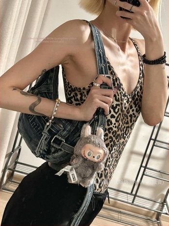 Geantă de umăr din denim Matin Kim pentru femei, formă dumpling, fermoar, buzunar intern cu fermoar, căptușeală din poliester