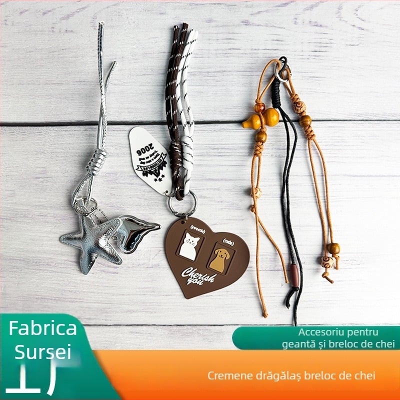 Pandant/breloc pentru geantă cu imprimare în stil coreean – design drăguț cu inimă, cățeluș și stea, material: aliaj, formă: charm pentru bagaje, origine: Hebei, stil: modă pentru naveta zilnică