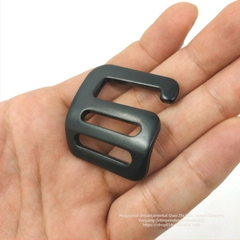 Cârlig metalic curbat pentru rucsaci și bagaje