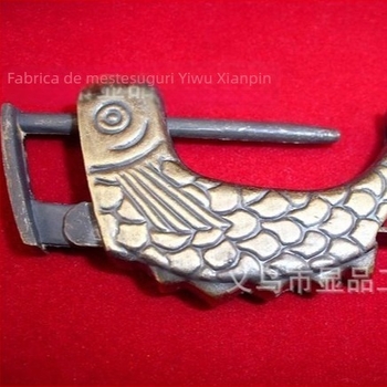 Lacăt din aliaj, în stil antic, cu încuietoare orizontală; greutate 100 g; stil Nou Chinezesc