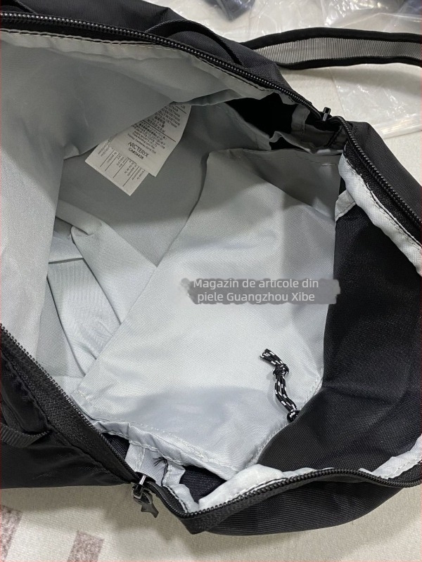 Rucsac unisex de nylon de 15L, impermeabil pentru drumeții în aer liber, cu bretele curbate, buzunar pentru laptop de 12 inch, model animal
