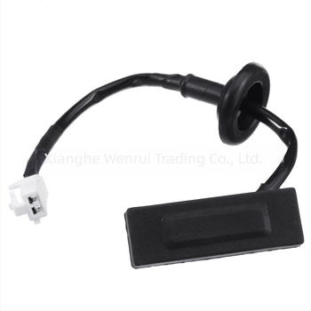 Buton pentru hayon Hyundai Accent Solaris | BFLC, Numere piese: 812601R000, 81260-1R000 | Deschidere: Buton