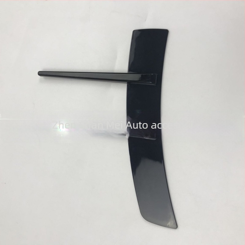 Etichetă Fender pentru ușile laterale și panourile caroseriei – procesare personalizată, ZSM