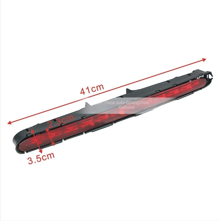 OBR Lumină de frână înaltă pentru Mercedes-Benz W211 (E200, E240, E260, E280, E300, E350) – Număr de piesă 2118201556, 2118201456