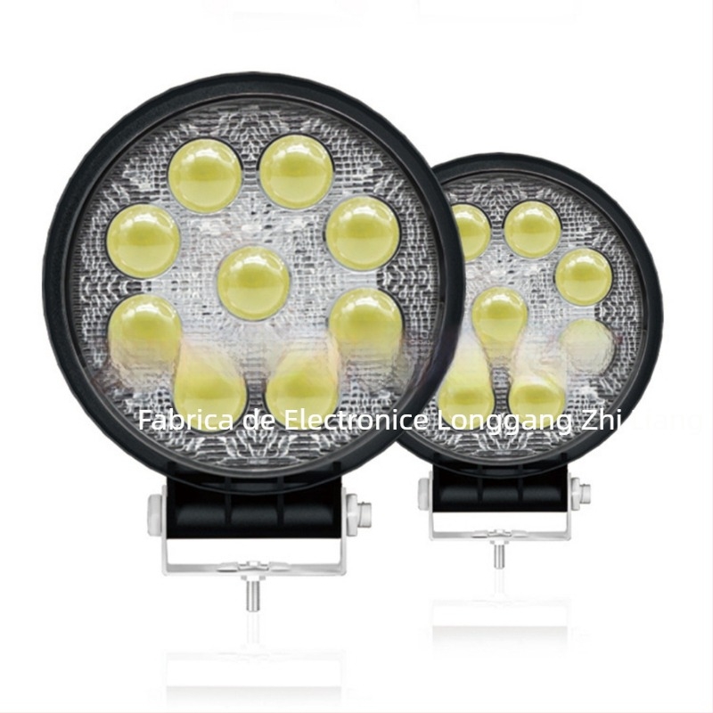 Lampa de Lucru LED auxiliară de 27W pentru Camioane și Vehicule Off-Road (6000 lm, 9-36 V, 6000 K, 50.000 h)