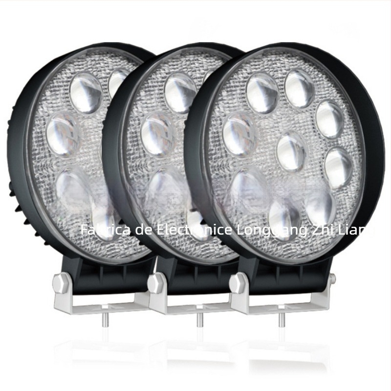 Lampa de Lucru LED auxiliară de 27W pentru Camioane și Vehicule Off-Road (6000 lm, 9-36 V, 6000 K, 50.000 h)