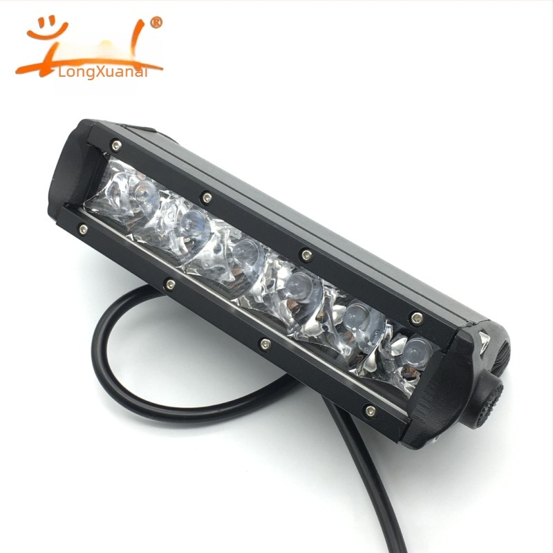 Bandă LED pentru motociclete și vehicule off-road, reflector pe plafon, 30W, 12-30V, durată de viață 50.000 ore, oglindă PMMA din aliaj de aluminiu, sursă LED