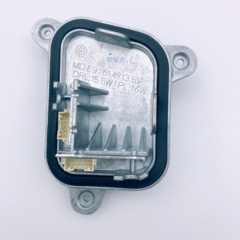 BMW 3 Series GT F34 modul LED Angel Eye pentru faruri de zi (12V, 6W), carcasă din aluminiu, sursă LED, coduri 63117470427 63117470428