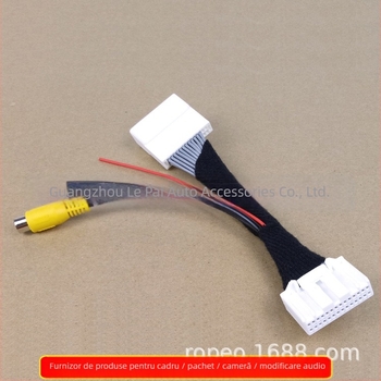 Cameră de mers înapoi pentru Mazda CX-5 (2015-2017) cu ecran original; compatibilă cu ecranul OEM Mazda 2; Fără personalizare a procesării; Etichetă privată licențiată: Da.