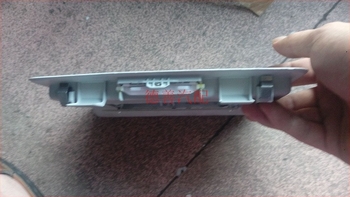 Kit electronic auto pentru Audi A8: oglindă de machiaj, oglindă retrovizoare, întrerupător pentru acoperiș, CD player, amplificator, difuzoare de uși (MNGLD, 4H4.858.563; compatibil cu Audi A8; suport fabrică original; mărci private autorizate: Da)
