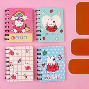 Caiet Panda cu spirală, model A7, 120 pagini, hârtie 44 g, brand Ieno, seria Panda