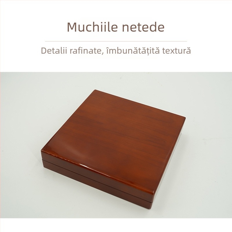 Set din lemn pentru bijuterii, format din șase piese – cutie pentru ceasuri, colier, brățară și pandantiv