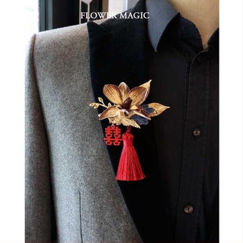 Corsaj realizat manual cu Phalaenopsis – stil clasic chinezesc, motiv fericire dublă pentru nuntă