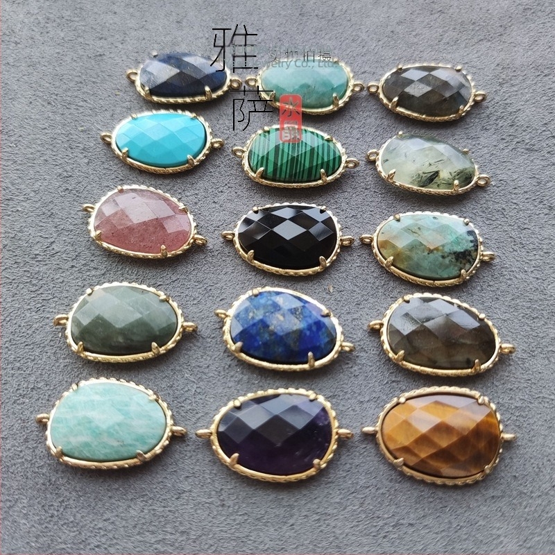 Colier cu labradorit, pandantiv din piatră brută neregulată, design geometric, placare electroplatinată