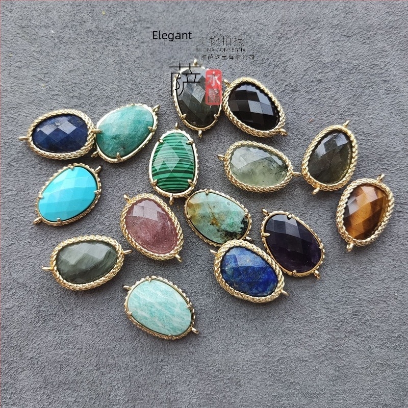 Colier cu labradorit, pandantiv din piatră brută neregulată, design geometric, placare electroplatinată