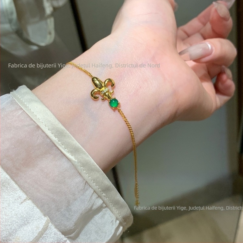 Brățară Jadeite cu inlay din argint S925, design proaspăt în formă de romb pentru femei