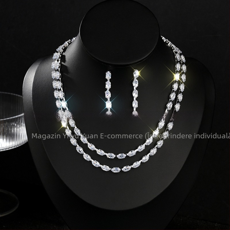 Colier - Zircon, Rhinestone pandantiv, Formă geometrică, Lanț bambus, Placare electroplată