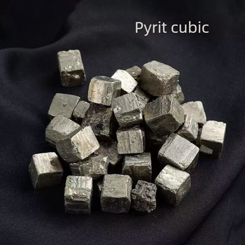 Ornament cub Cuprite natural, pentru învățământ geologic, claritate VS2