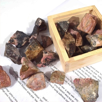 Rosepyroxene Piatră Difuzor Aromaterapie, Calcedonie Naturală, Claritate si1, Cu Formă, Personalizare Procesare