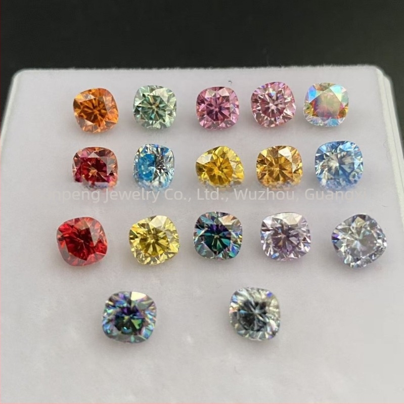 Moissanite piatră brută cu tăiere Emerald-Cut (VVS, şlefuită şi lustruită, brand Mifti)