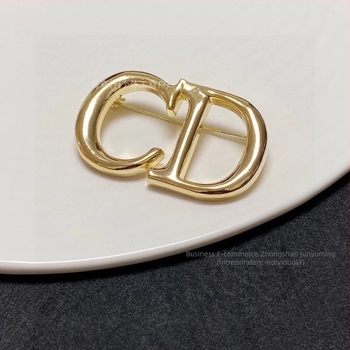 Broșă din alamă, formă alfabet, placare electro, XZ018, stil feminin minimalist