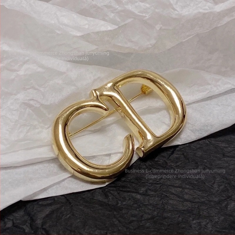 Broșă din alamă, formă alfabet, placare electro, XZ018, stil feminin minimalist