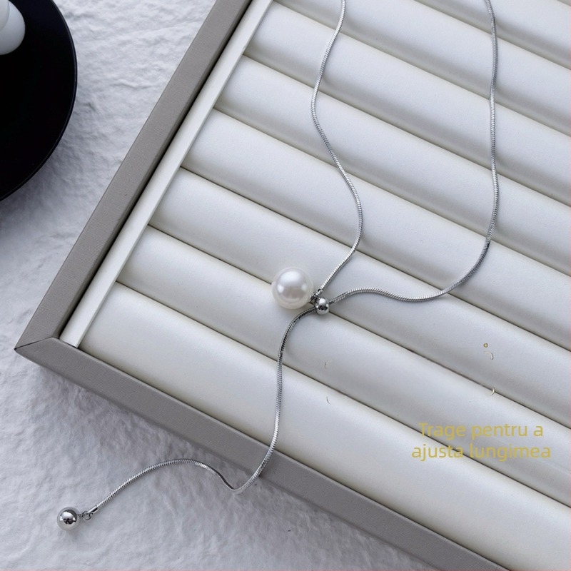 Colier din aliaj cu placare argintie sau auriu, țesut, pandantiv cu perle artificiale, stil pastoral.