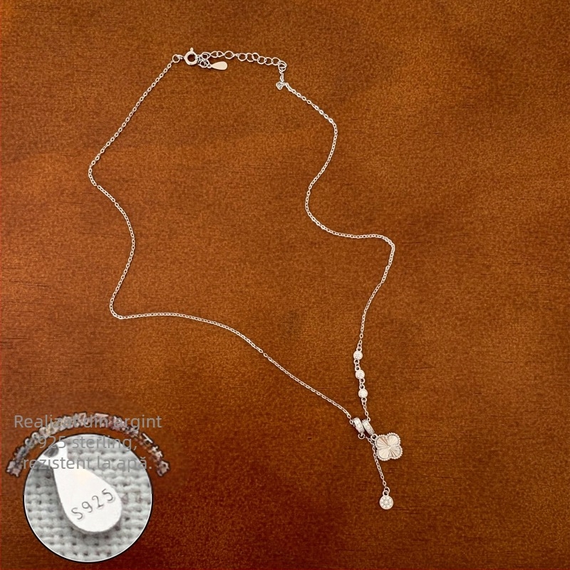 Colier cu pandantiv trifoi cu patru foi, din argint, stil japonez/coreean, cod produs W25081104, primăvara 2025