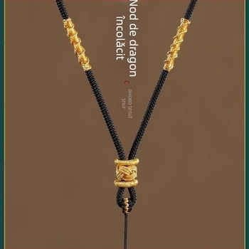 Pandantiv din frânghie, design țesut (Material: frânghie; Tehnologie: Împletire; An: 2025)