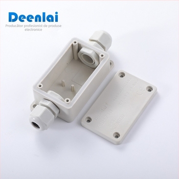 Cutie de legătură din PC, ignifugă, pentru echipamente electrice; diametrul exterior al cablului 4–8 mm; 24 A / 450 V AC