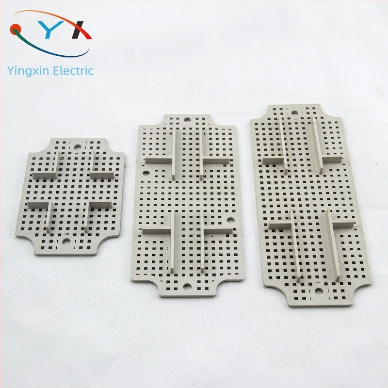 Placă inferioară impermeabilă pentru cutie de conexiuni cu accesorii din plasă, ABS plastic, pentru conexiuni de alimentare industriale