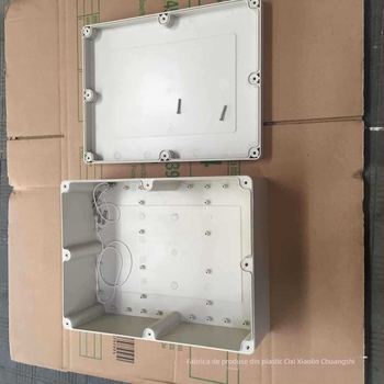 Cutie din plastic impermeabilă pentru alimentare și conectare în sistemul de supraveghere